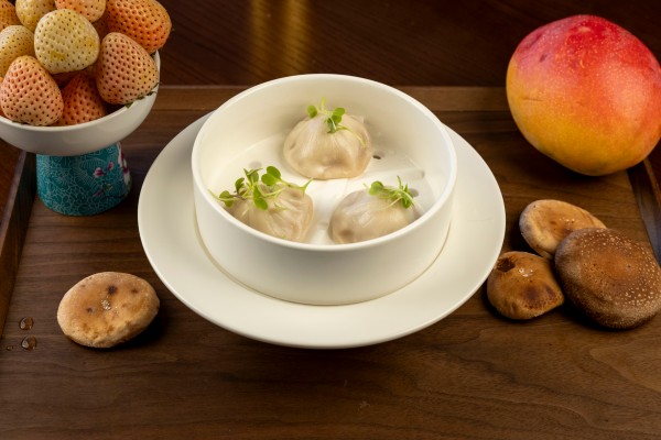 XIAOLONGBAO CON CALDO CERDO SHANGHAINES 3/UND